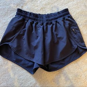 Lululemon short